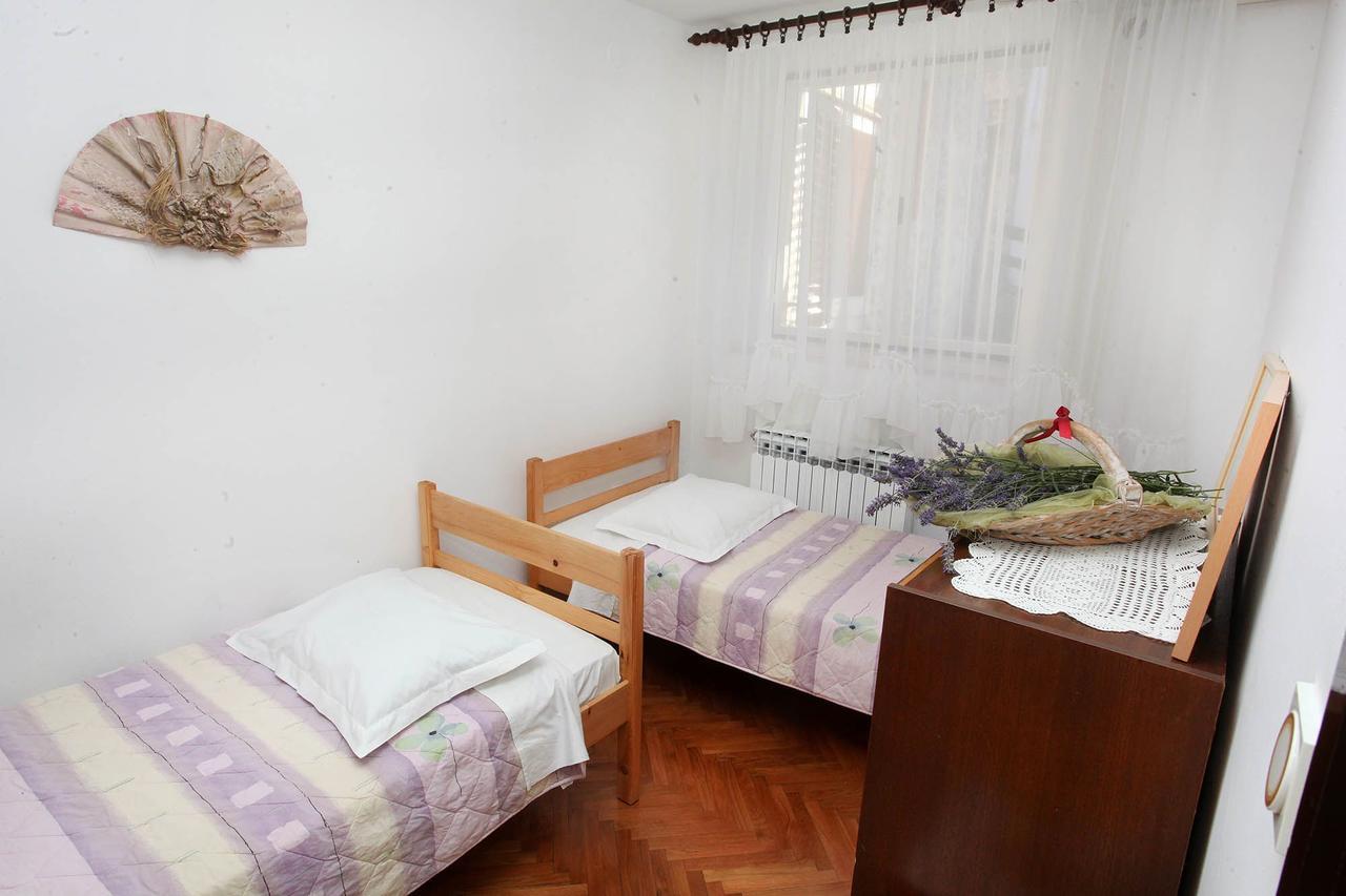 Apartments Patricia Antonieta Banjole Exterior foto